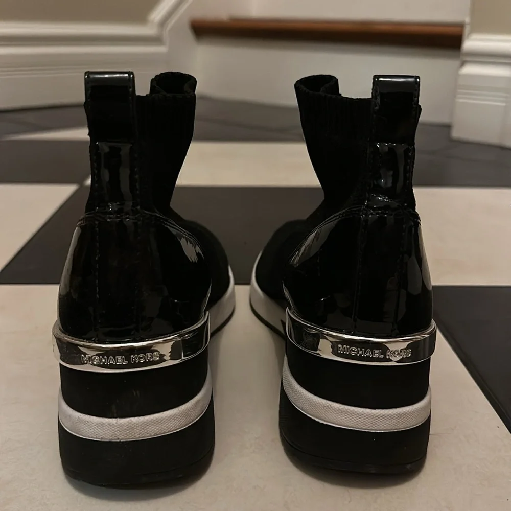 💖V-DAY SPECIAL💖 Michael Kors Sock Sneakers With Paltform - Picture 2 of 6